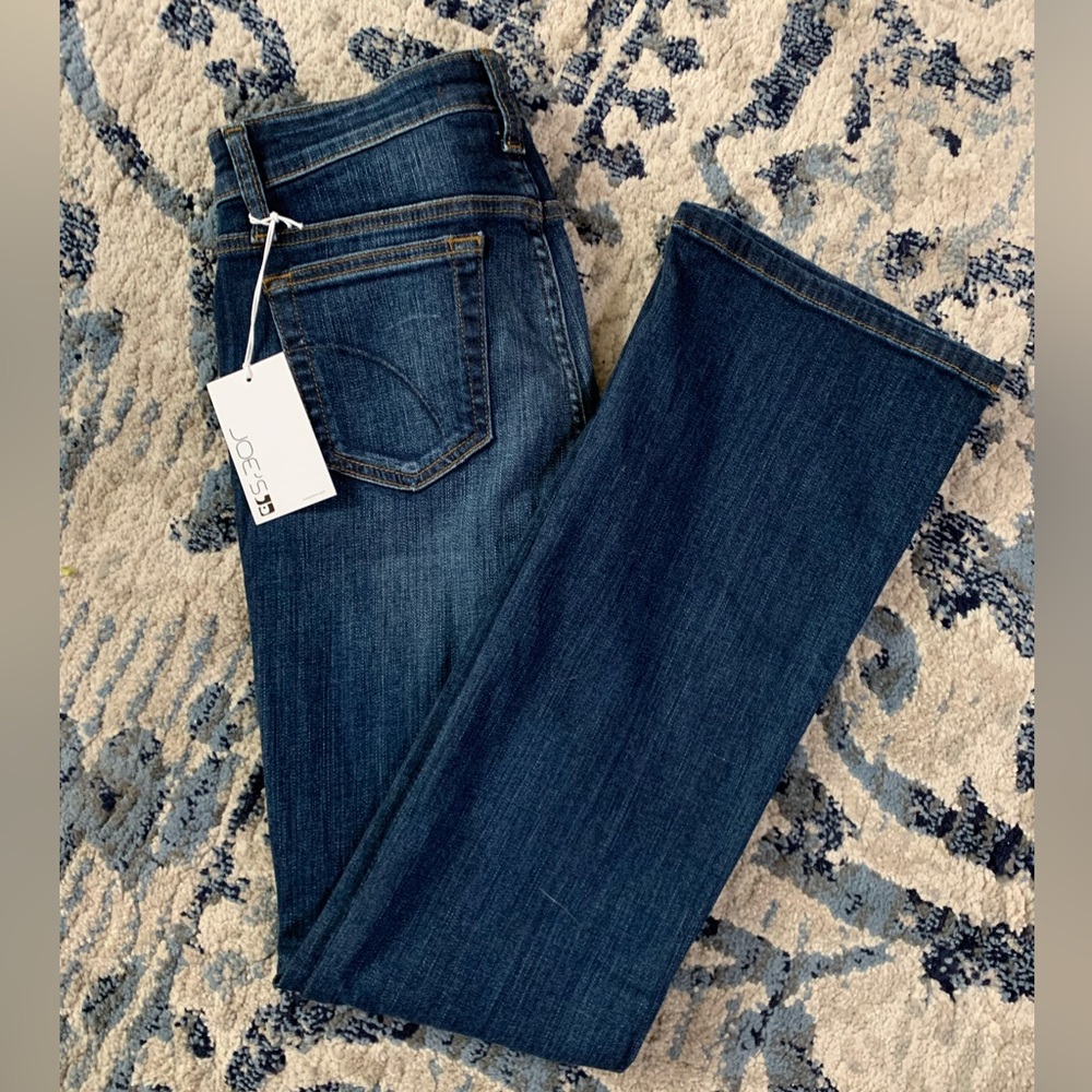 NWT Joe’s Jeans “The Provocateur” Petite Bootcut dark wash Size 24
